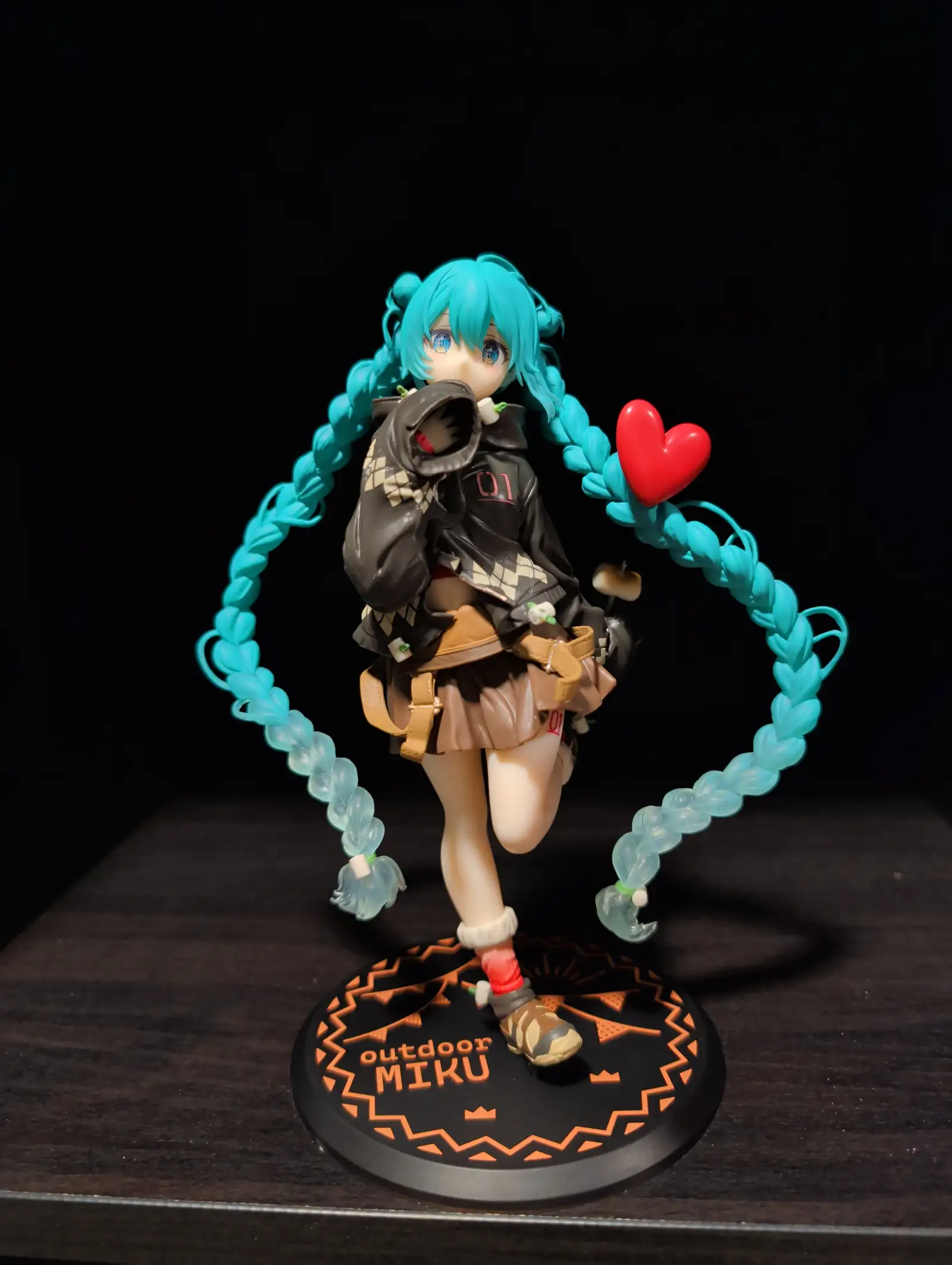 Image of figure Outdoor Outfit Miku